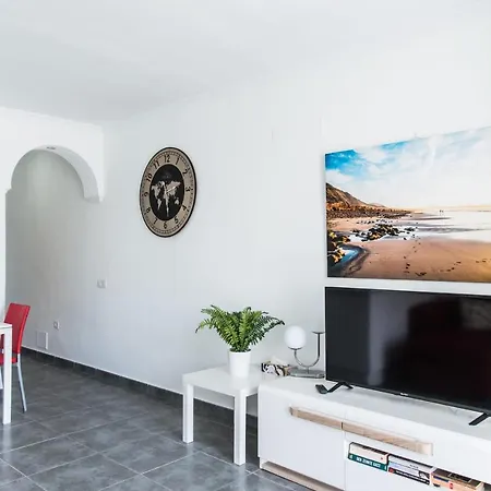 Apartment Sunny Days With Shared Pool And Free Wifi *