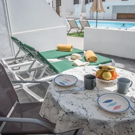 Sunny Days With Shared Pool And Free Wifi Apartment